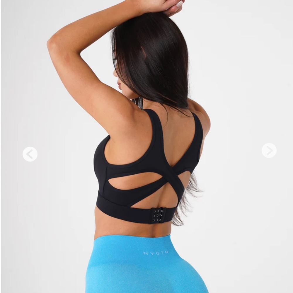 Black Sports Bra